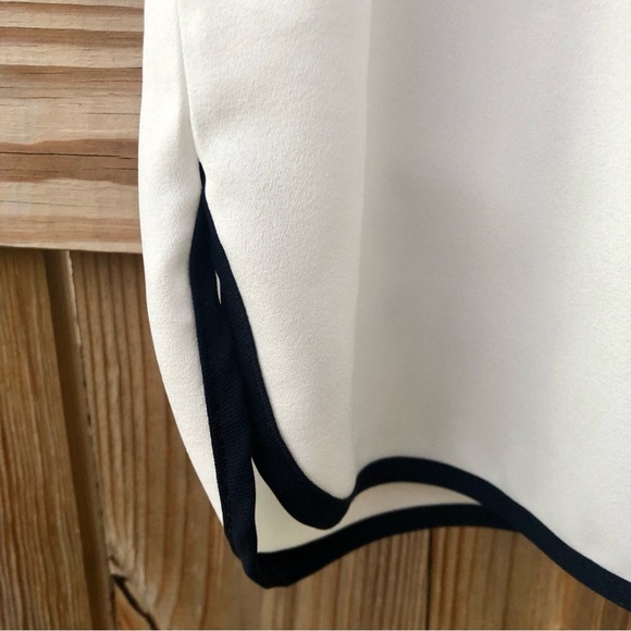 Studded shirt by Catrinet Made in Korea - Picture 7 of 10